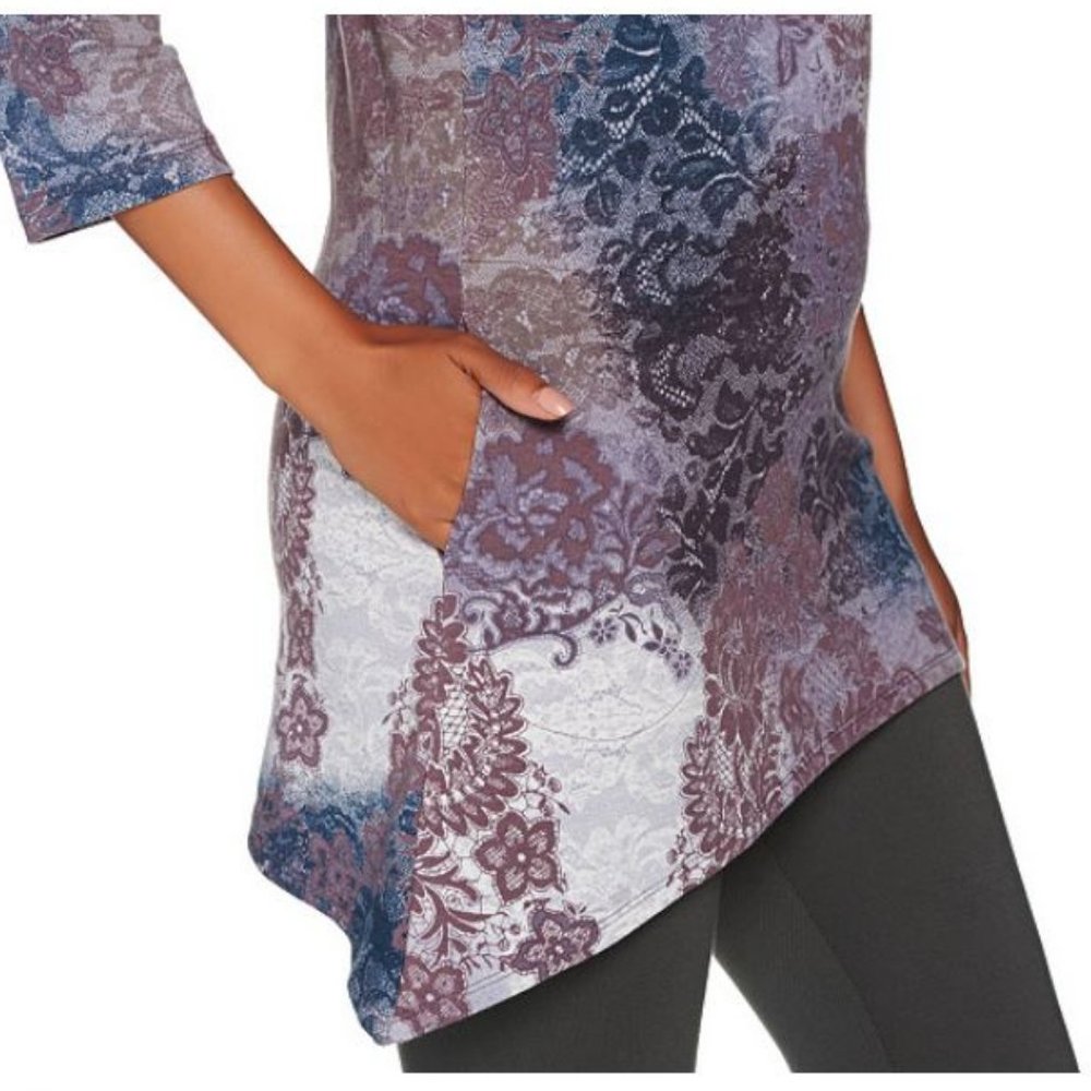 LOGO French Terry Printed Top w/ Asymmetric Hem - Picture 3 of 4